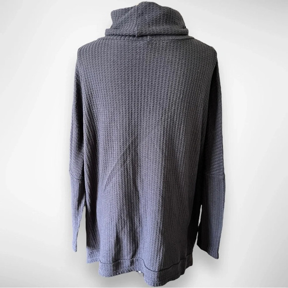 Women's Oversized Waffle Knit Batwing Turtleneck Gray Tunic Large | GUC - Picture 4 of 7